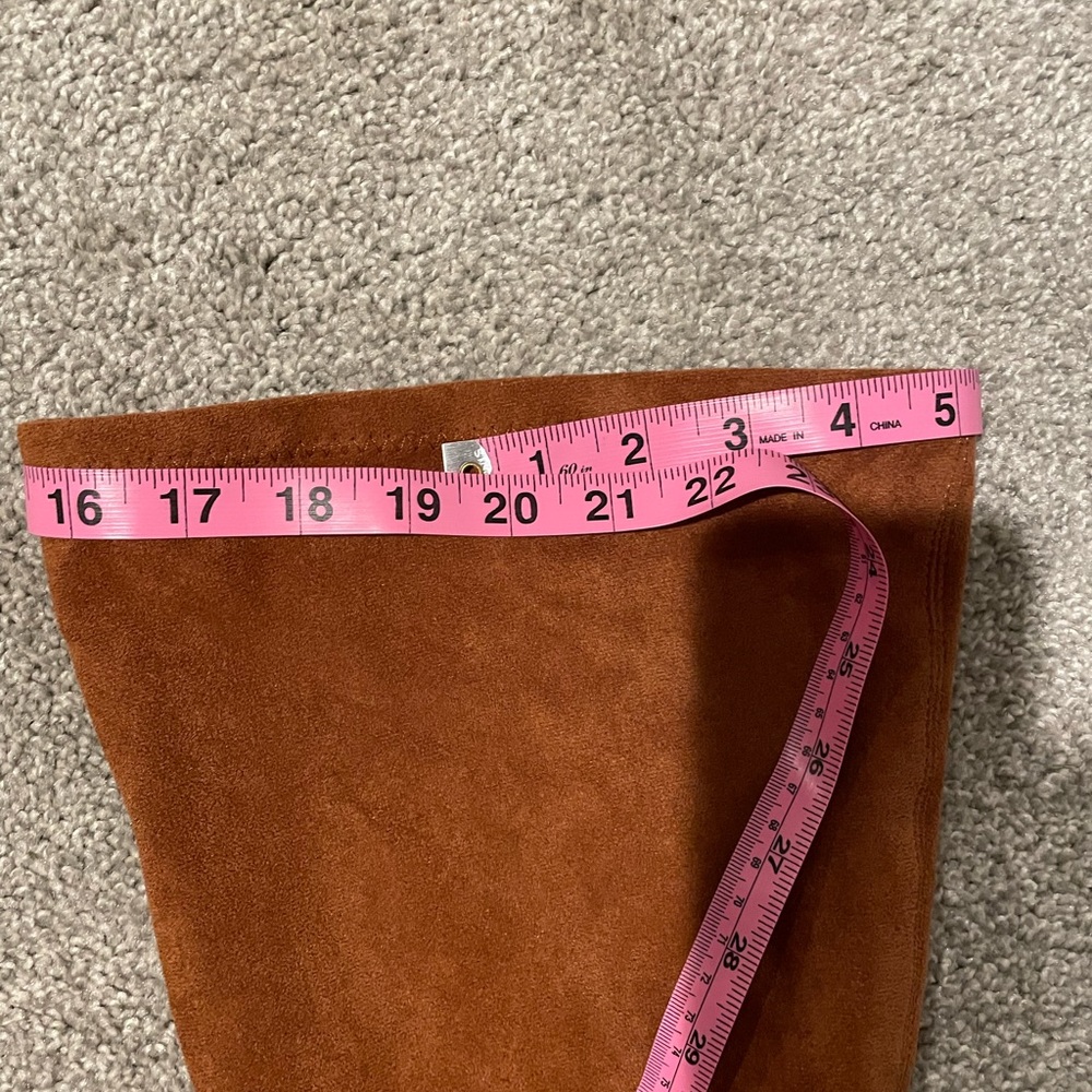 Over the knee boots - Picture 3 of 10